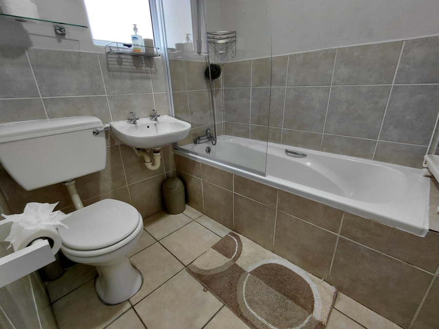 3 Bedroom Property for Sale in Marina Martinique Eastern Cape